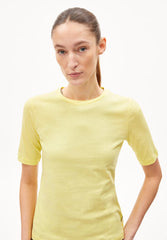 T-Shirt DONAAJI FETHER LIGHT von ARMEDANGELS yellow light
