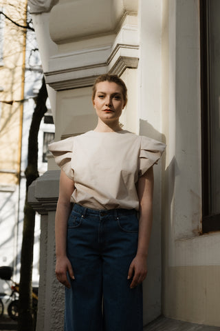 Top TULIP sand - Handmade with Love