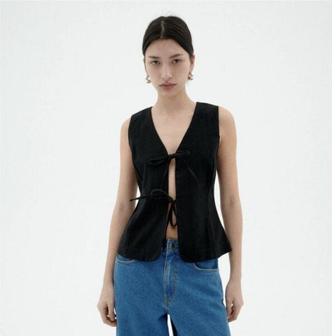 BLACK ELISE TOP von THINKING MU