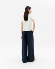 BLANCA BLURRY FLOWER T-Shirt von THINKING MU