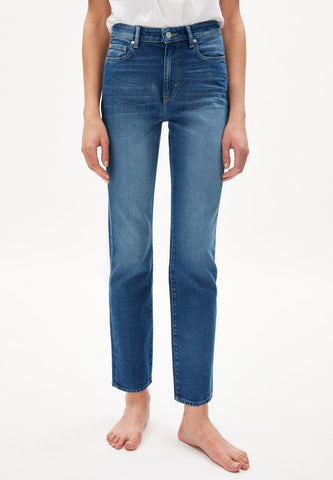 Jeans CARENAA von ARMEDANGELS - STRAIGHT FIT MID WAIST