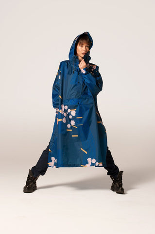 Japanese Blossom - Poncho von RAINKISS