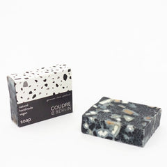 Seife von COUDRE BERLIN - CHARCOAL