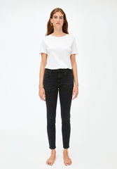 Jeans TILLAA Skinny Fit Mid Waist von ARMEDANGELS true black washed